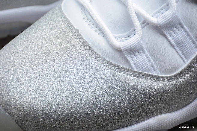 AR0715-100 Air WMNS 11 Jordan Metallic White Grey SilverVast 0715